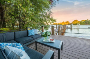 Strawberry Breeze by Stay Lake Norman